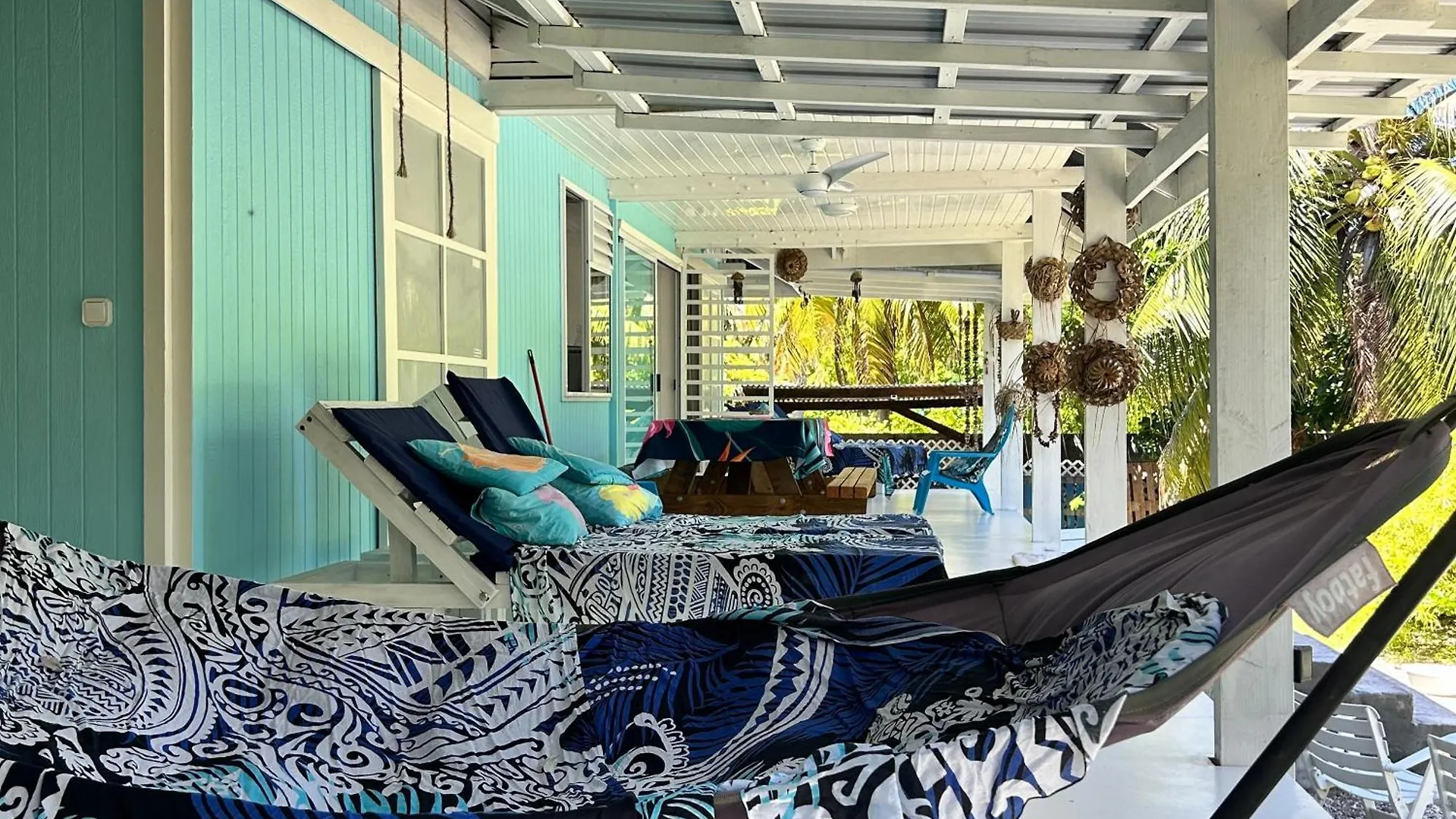 Homestay Le Fare Bleu Tiputa Rangiroa Apartment