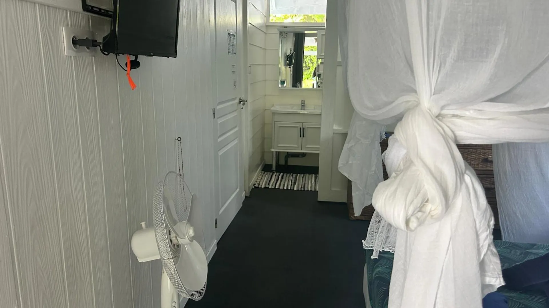 Homestay Le Fare Bleu Tiputa Rangiroa Apartment